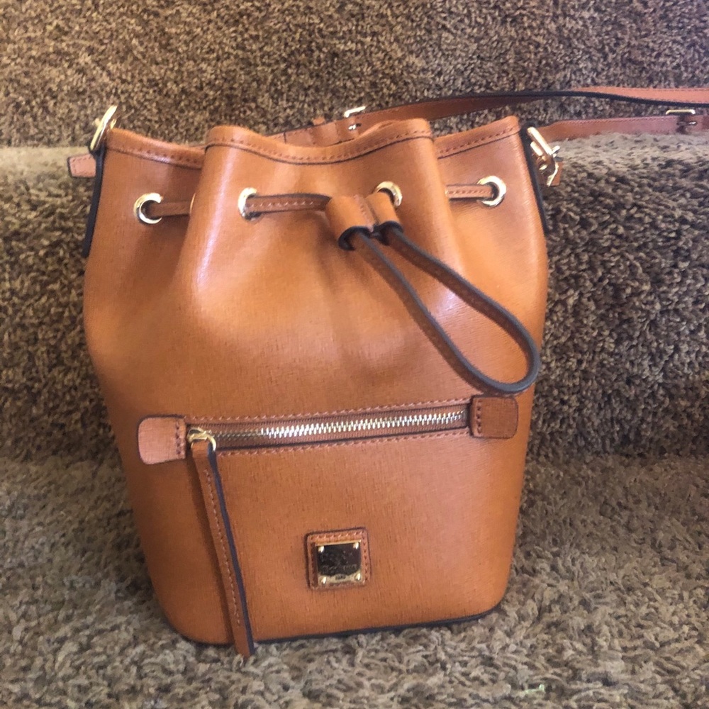 Dooney & Bourke purse